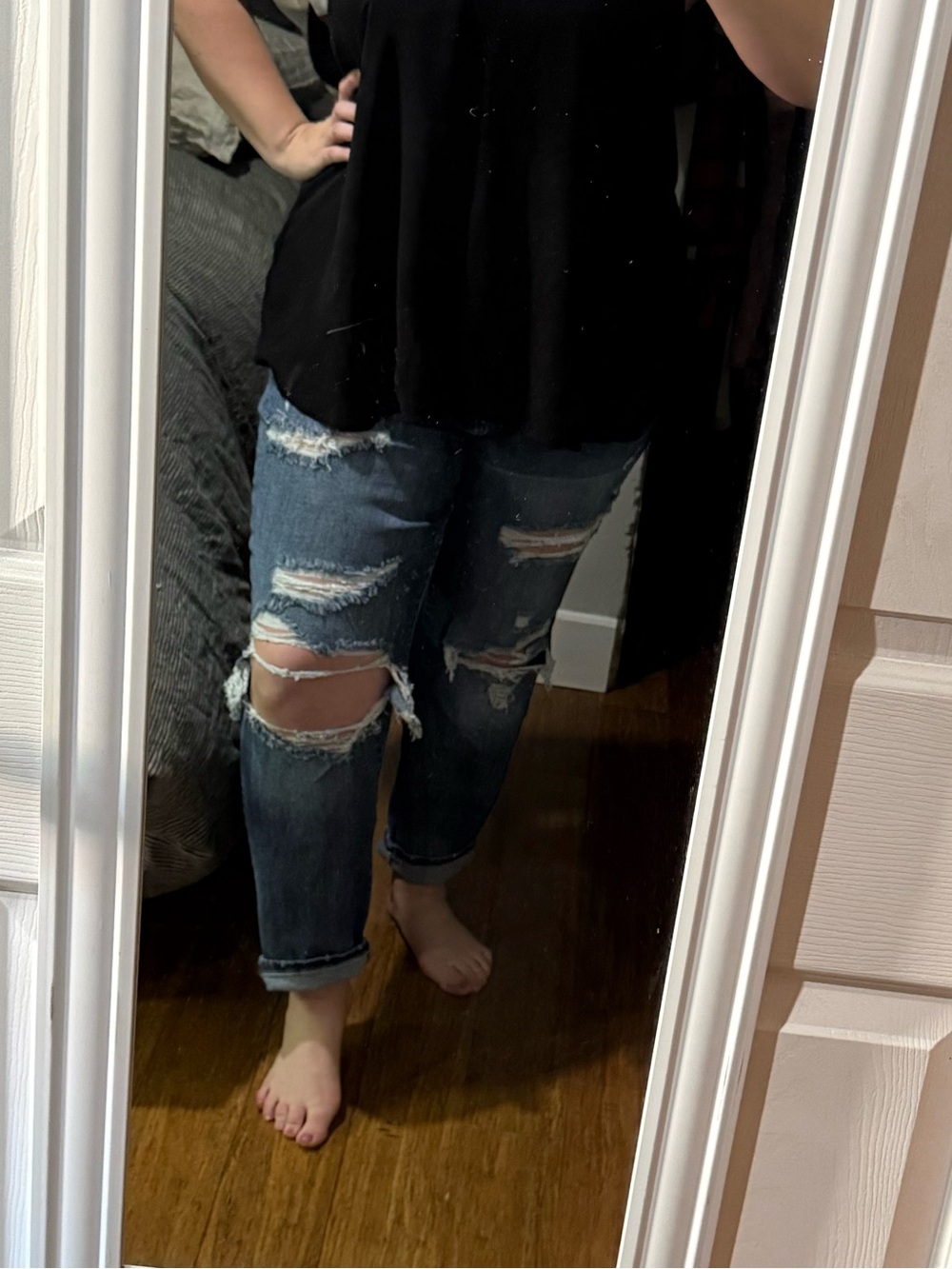 Judy Blue Distressed Dark Blue Boyfriend Jeans